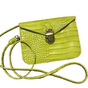 Street Level Crossbody